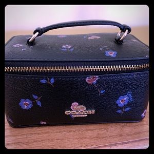 Coach makeup cosmetic floral case bag
